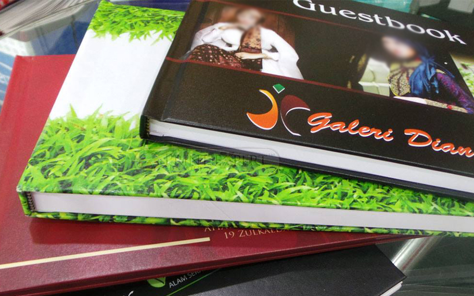 Print Expert Wedding Book