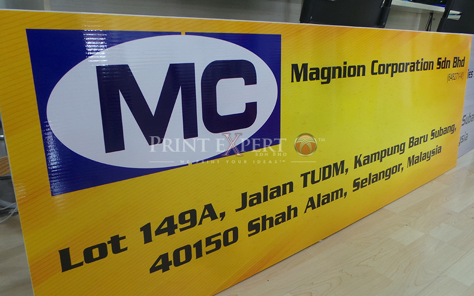 Sticker With Polycarbonateboard : Photo 10